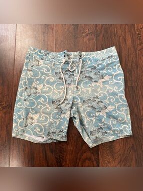 Faherty Classic Boardshorts Blue Floral Batik 31